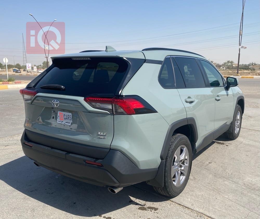 تۆیۆتا ڕاڤ 4